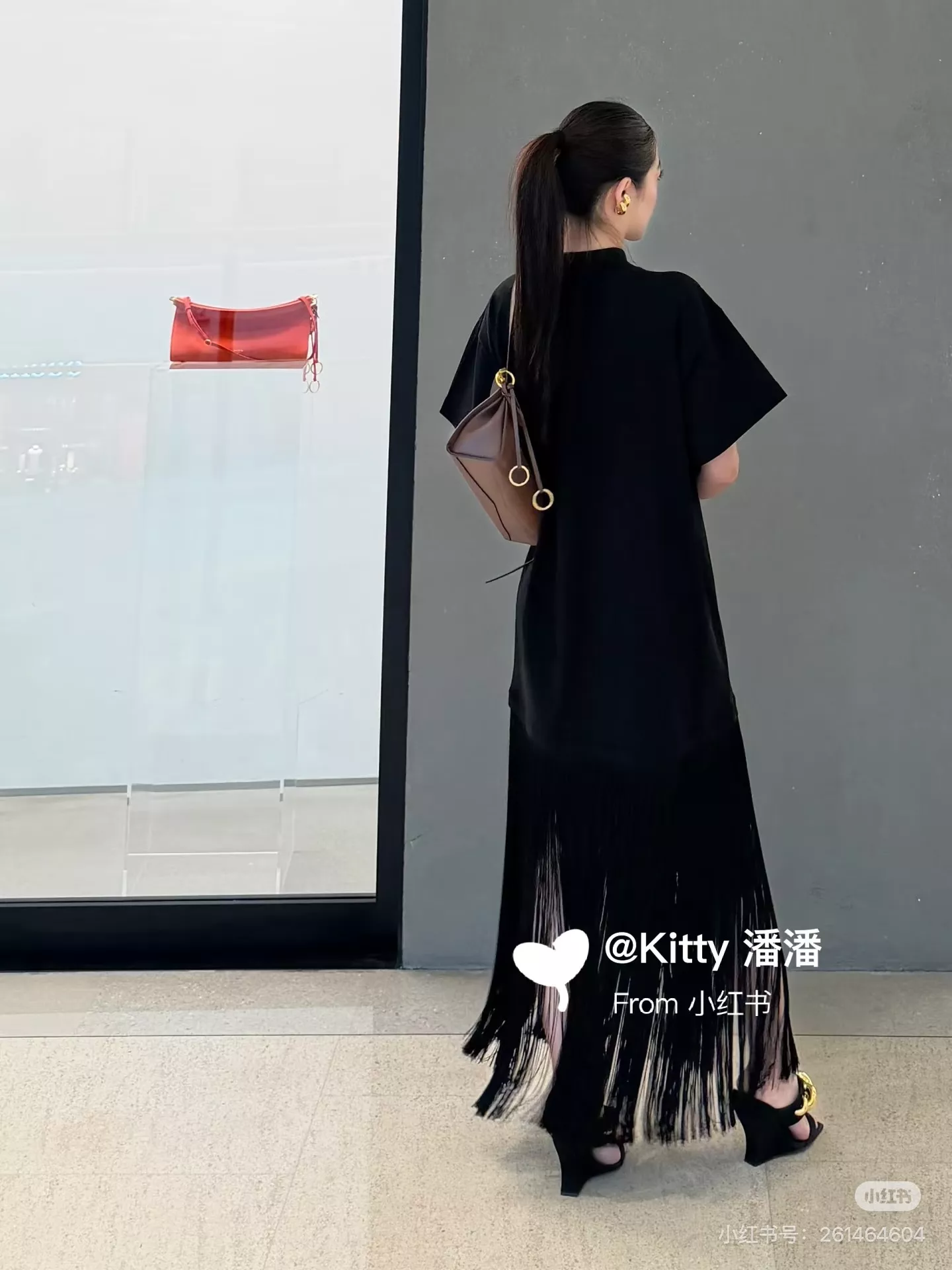 알라이아 프린지 디테일 반소매 원피스 상세 이미지 16