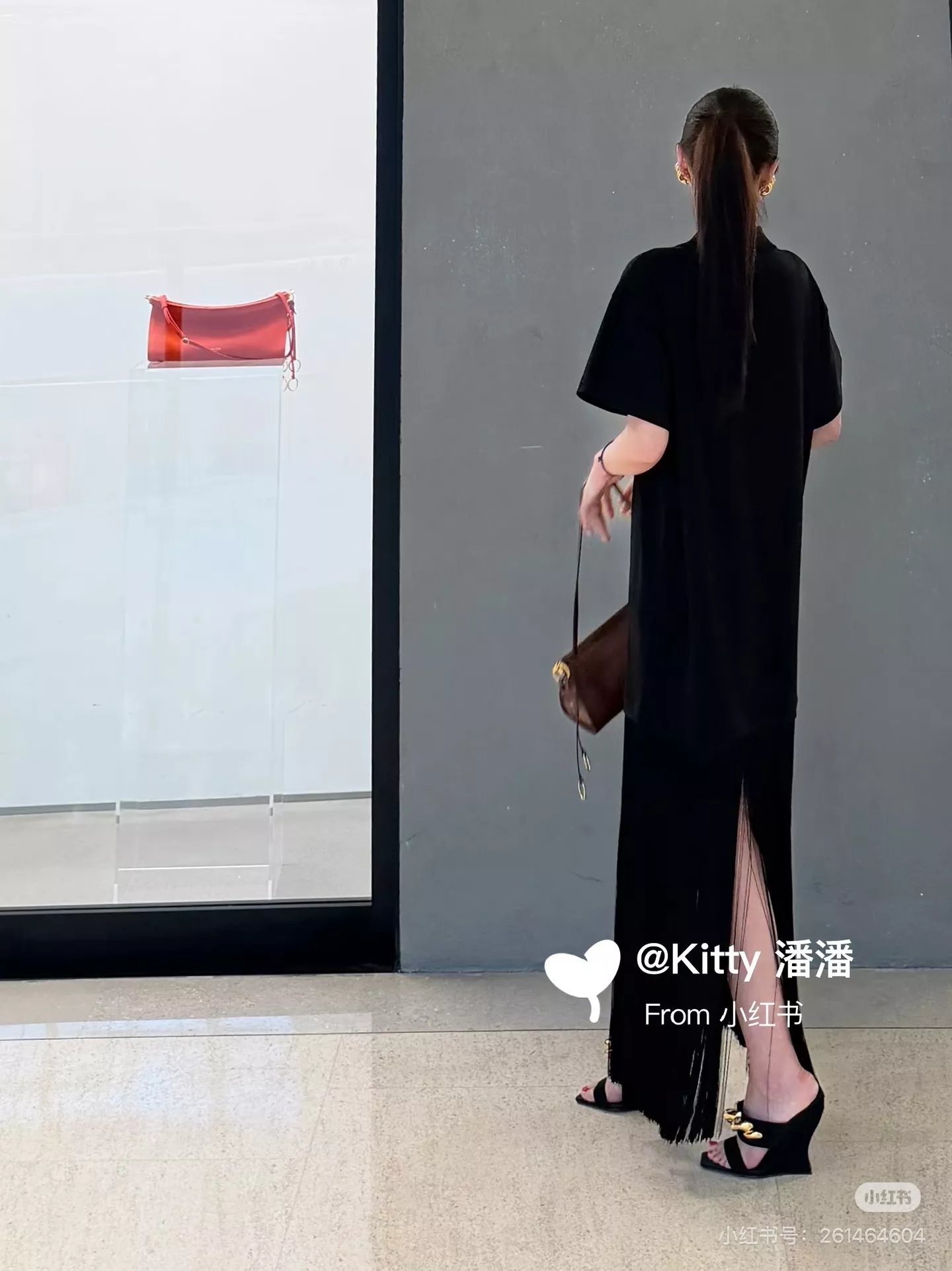 알라이아 프린지 디테일 반소매 원피스 상세 이미지 15