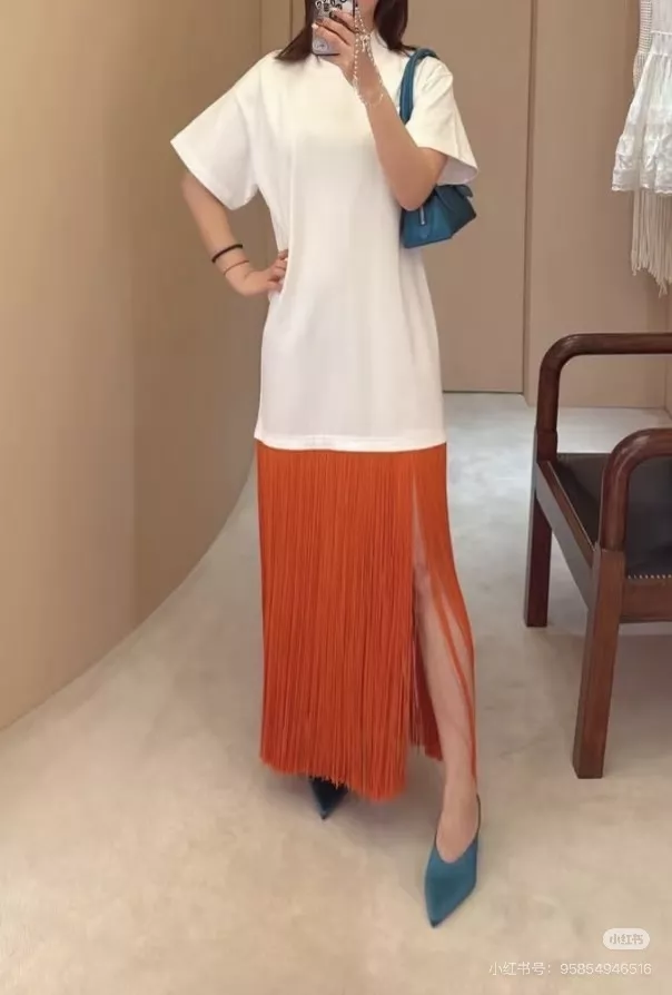 알라이아 태슬 디테일 반소매 원피스 상세 이미지 33