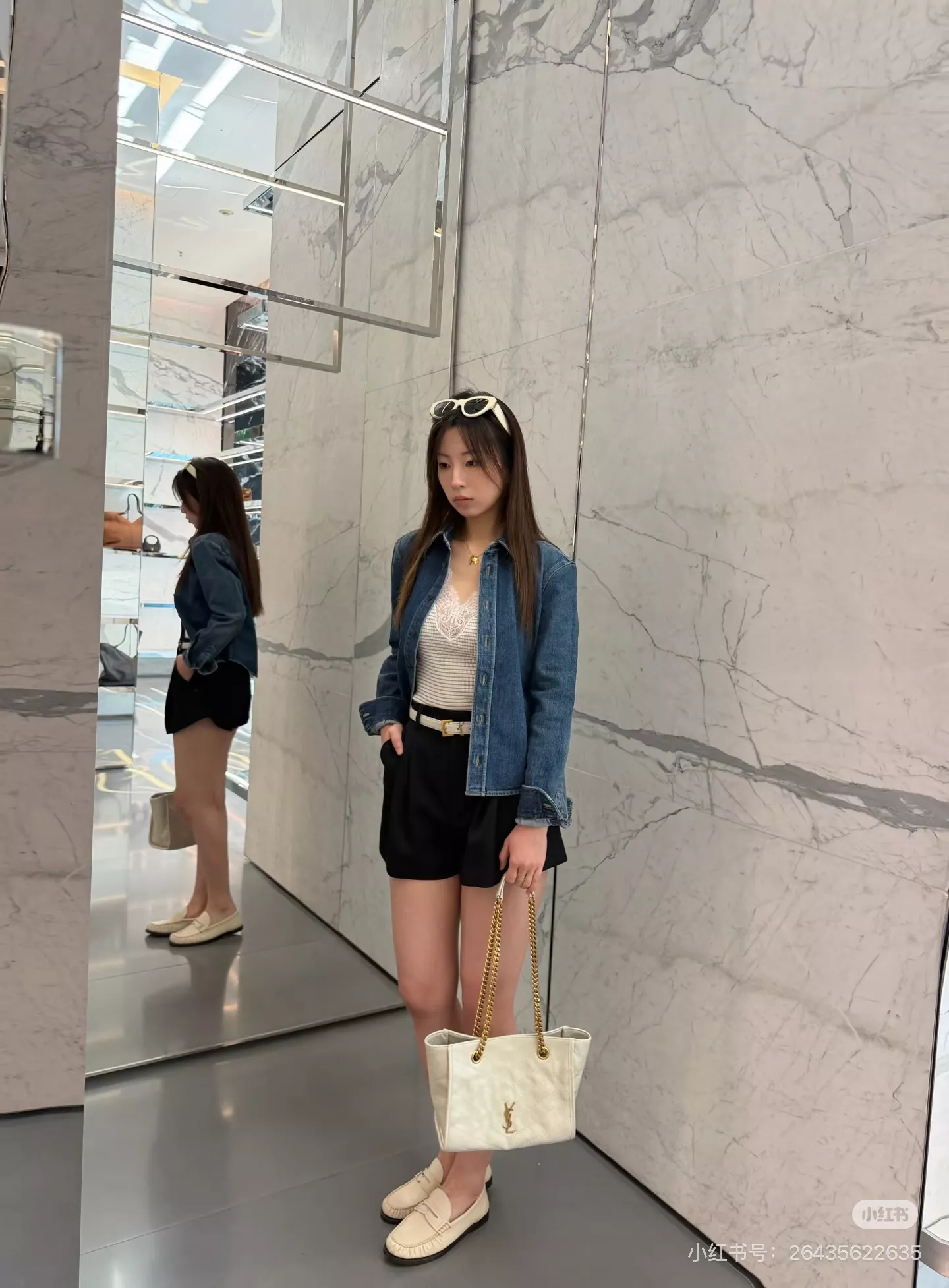 입생로랑 자수 로고 포인트 크롭 데님 셔츠 상세 이미지 41