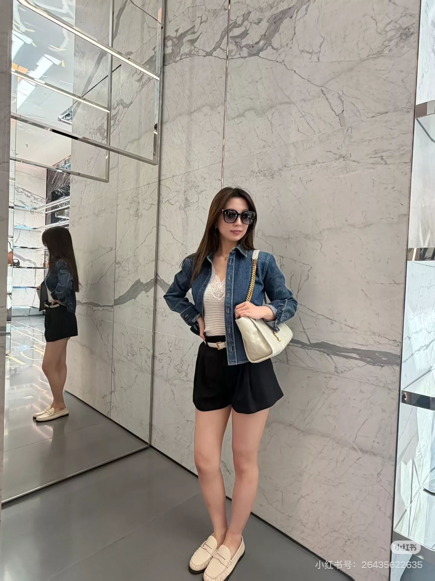 입생로랑 자수 로고 포인트 크롭 데님 셔츠 상세 이미지 42