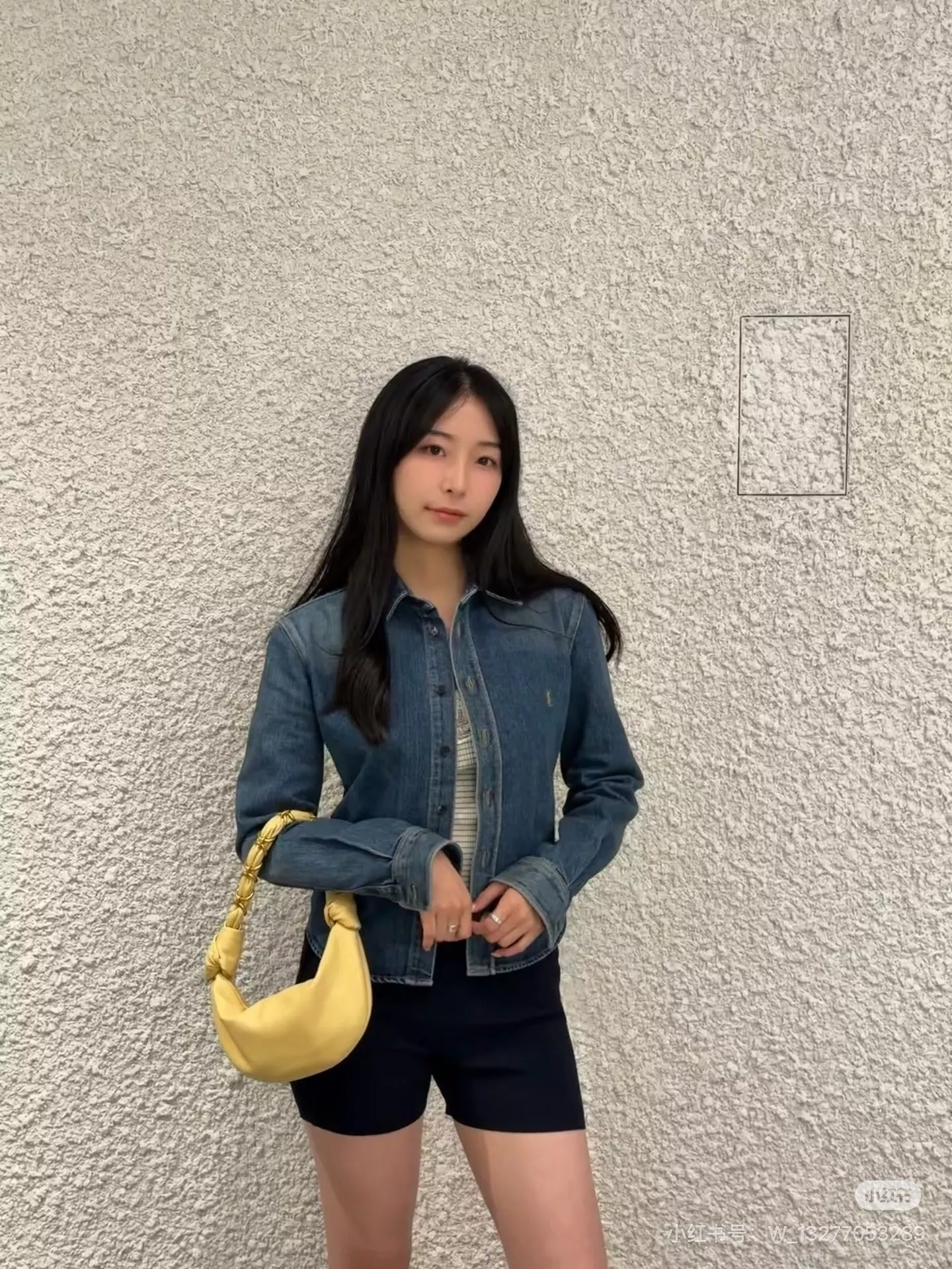 입생로랑 자수 로고 포인트 크롭 데님 셔츠 상세 이미지 21