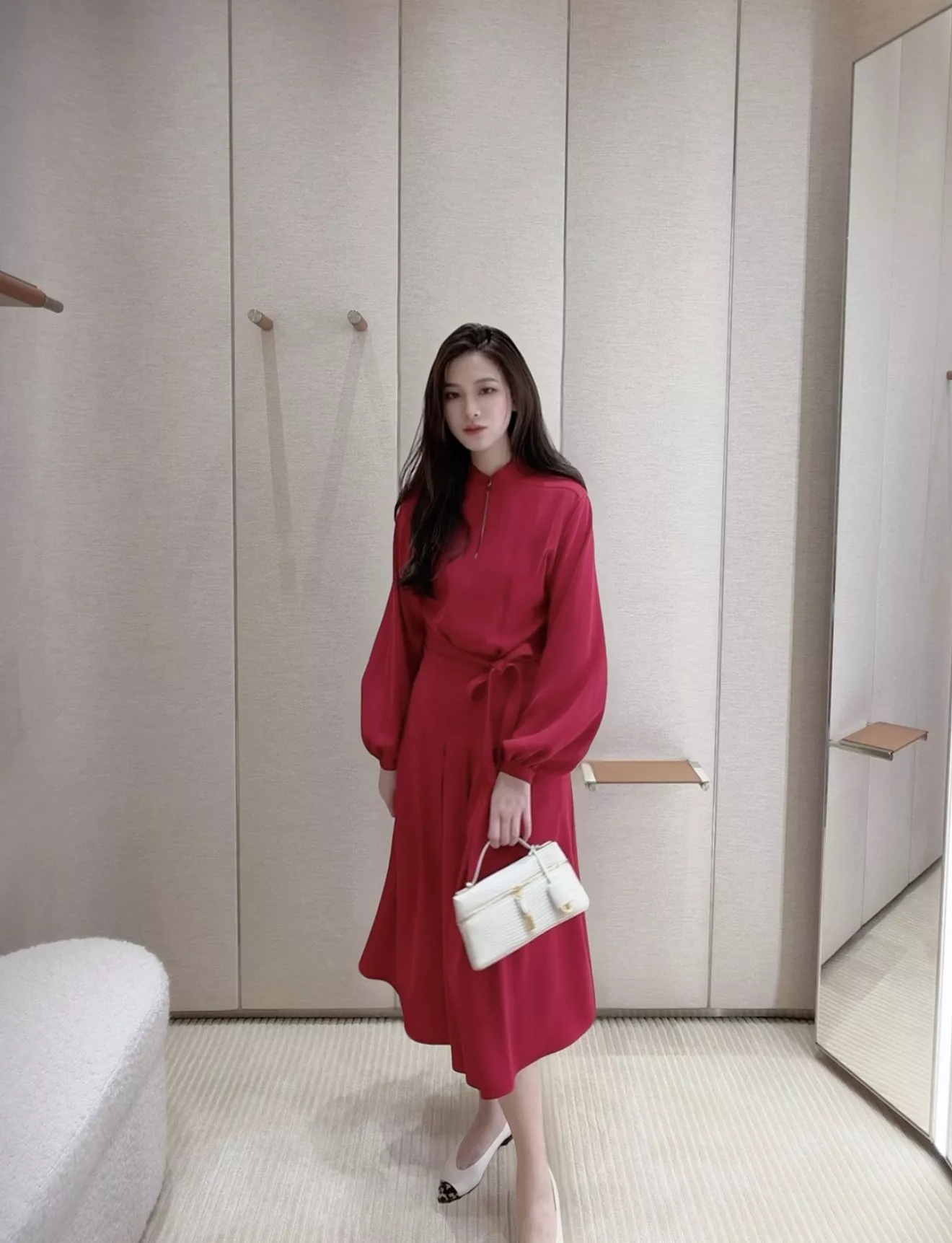 로로피아나 남프랑스 무드의 레드 긴소매 원피스 상세 이미지 11