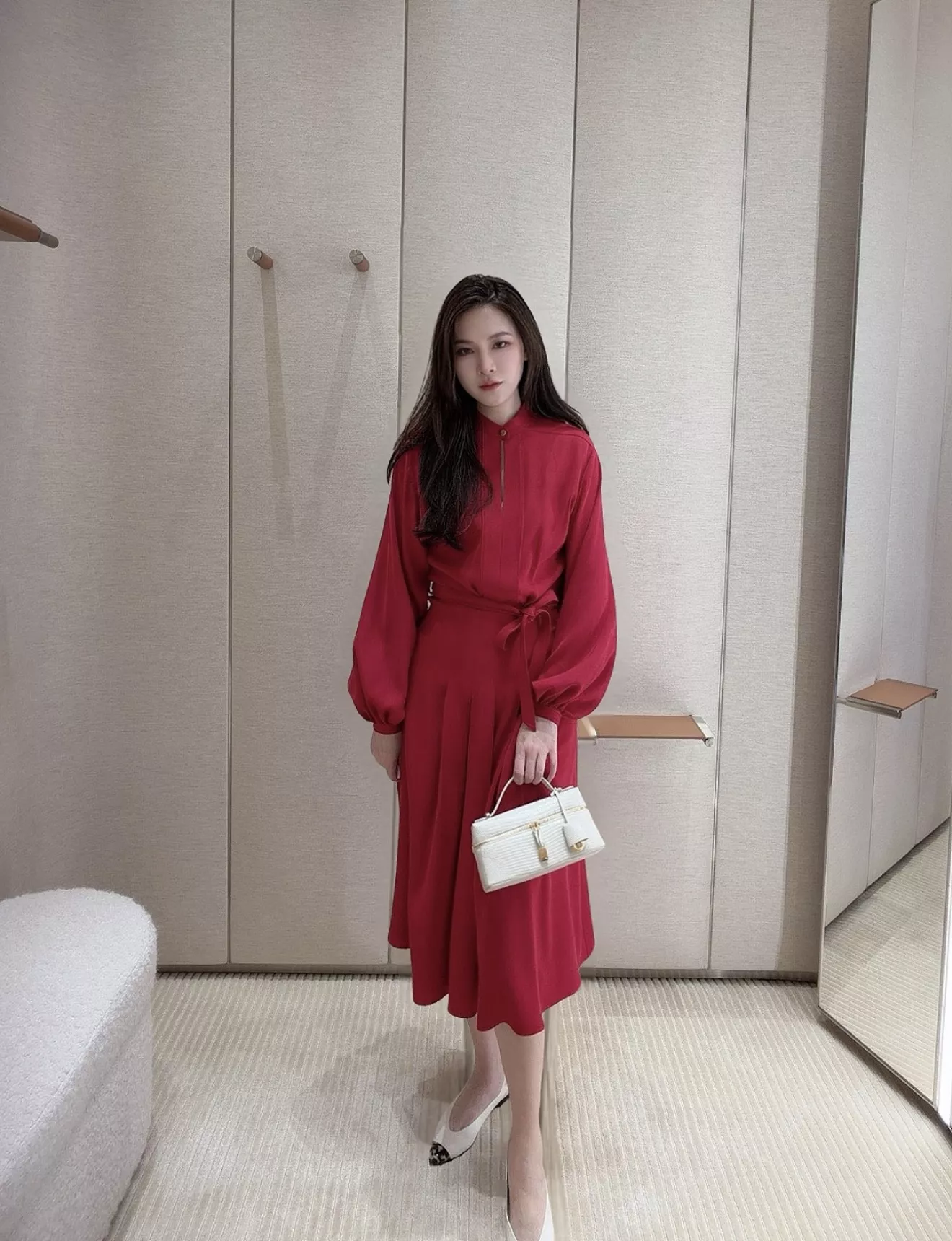 로로피아나 남프랑스 무드의 레드 긴소매 원피스 상세 이미지 10