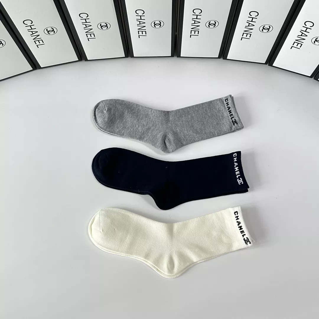 샤넬 클래식 울 미디 길이 양말 상세 이미지 3