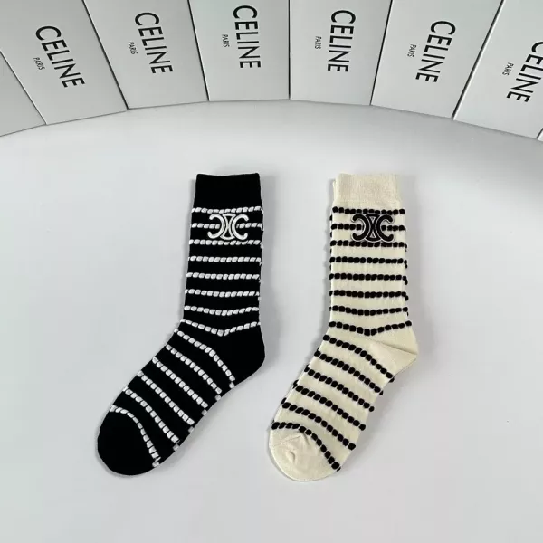 셀린느 클래식 중장목 장식 양말