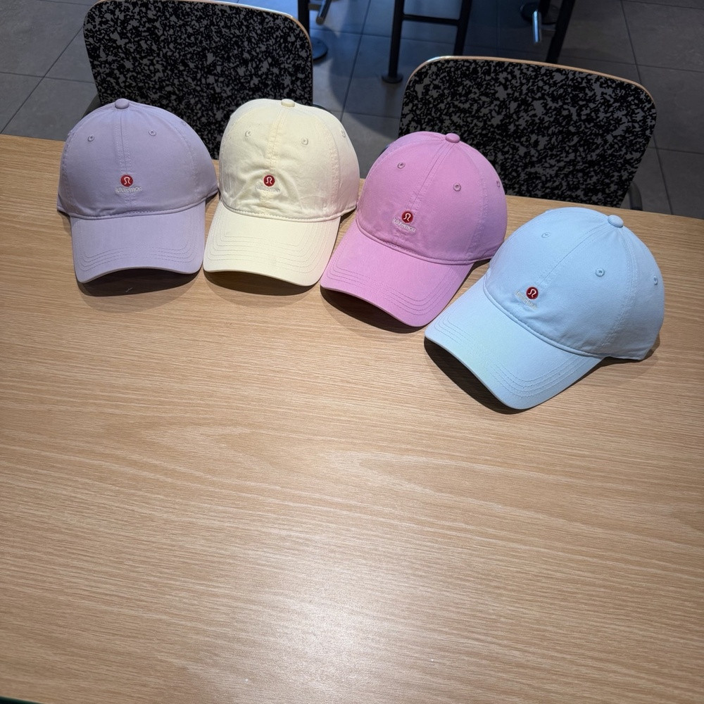 룰루레몬 캔버스 소재 자수 로고 볼캡