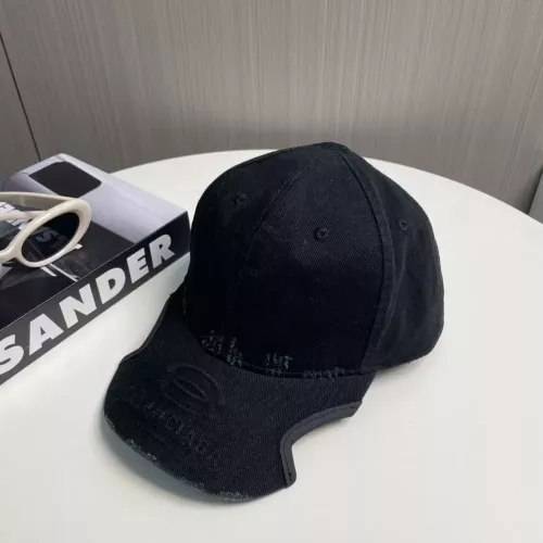 발렌시아가 자수 로고 볼캡