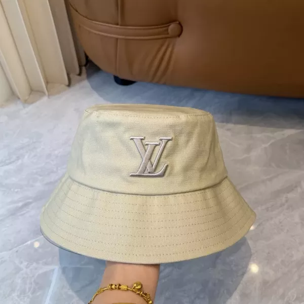 루이비통 자수 로고 버킷햇