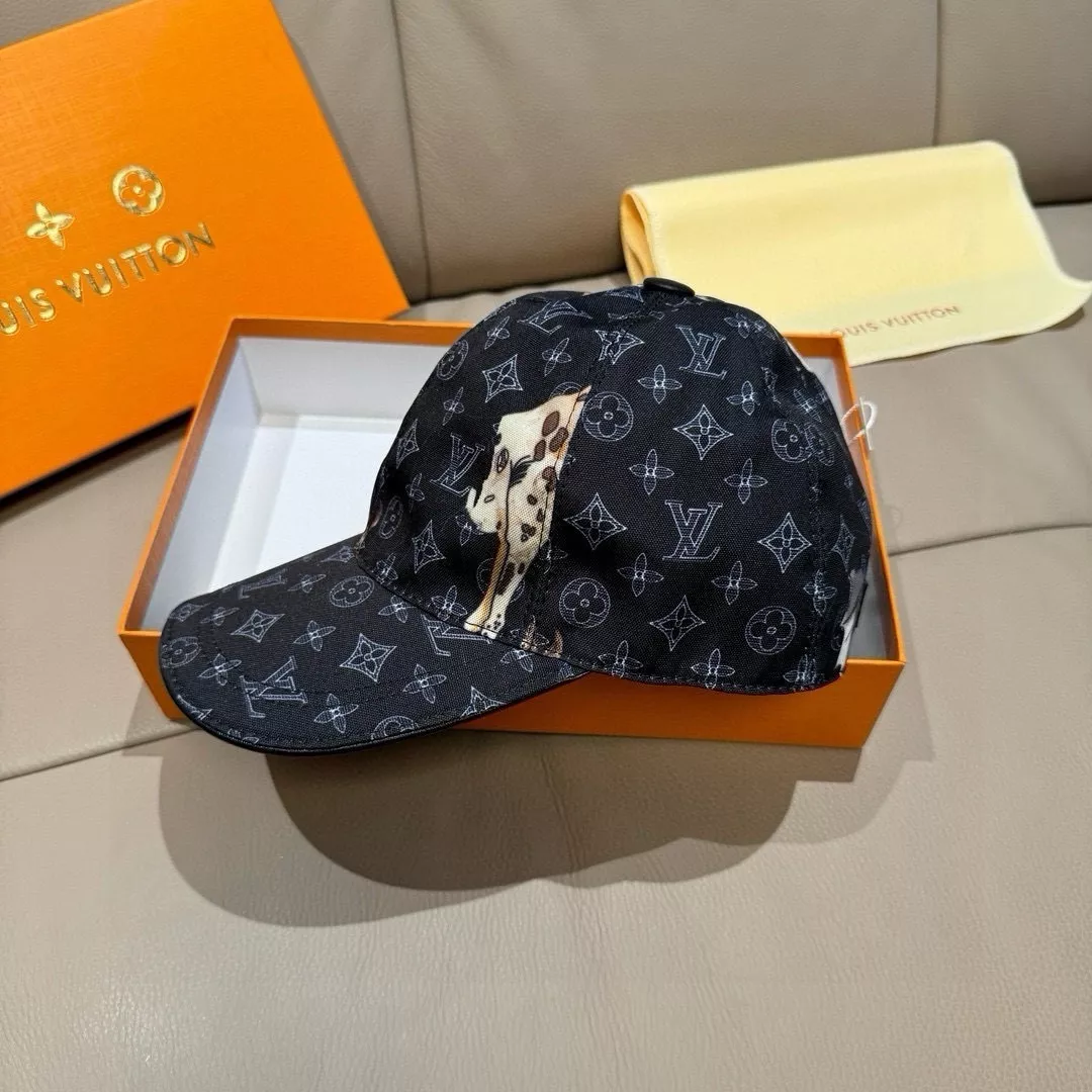 루이비통 애니멀 실크 프린트 볼캡 상세 이미지 3