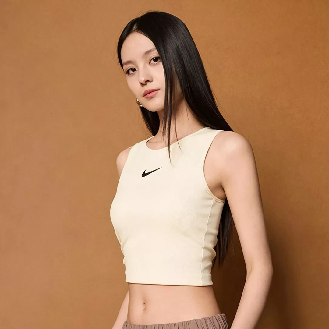 나이키 스우시 자수 크롭 공자형 민소매 탑 상세 이미지 13