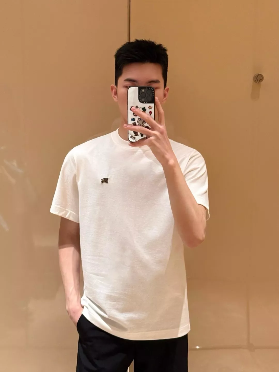 버버리 원형 넥 반소매 티셔츠 상세 이미지 16