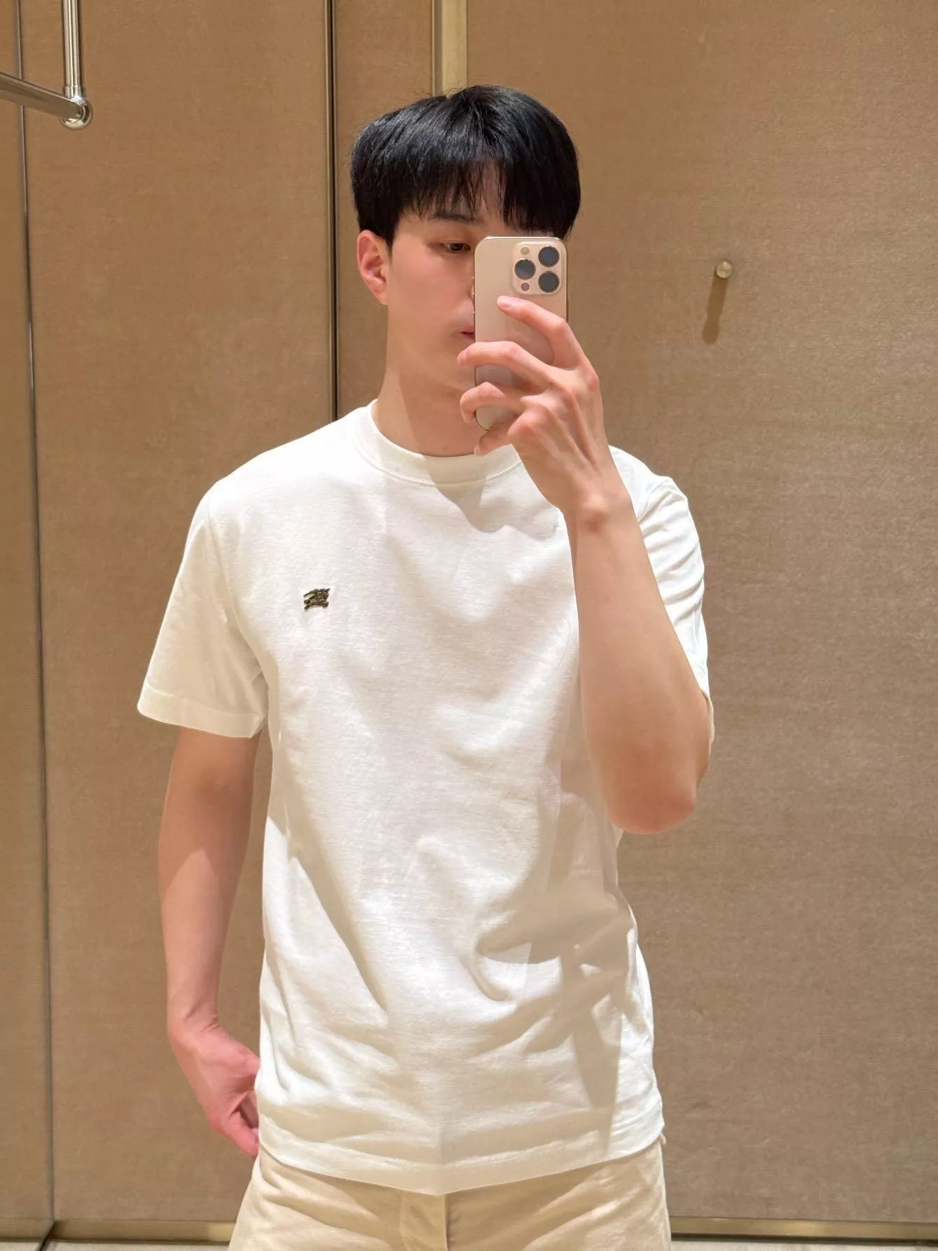 버버리 원형 넥 반소매 티셔츠 상세 이미지 15