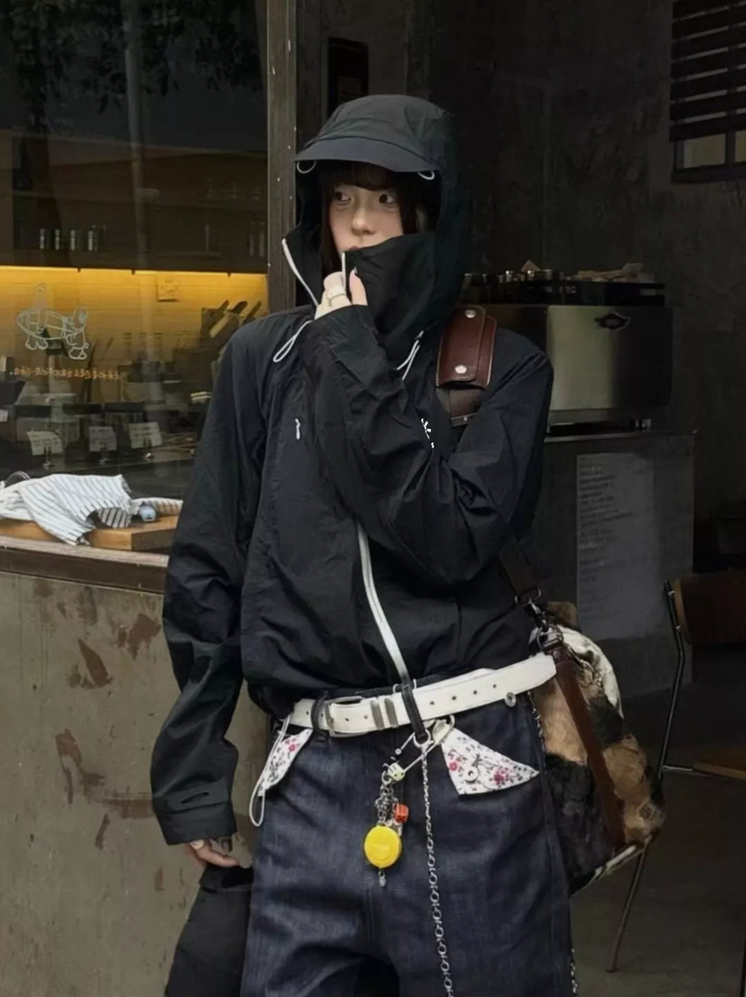 카일라스 후드형 경량 기능성 자외선 차단 재킷 상세 이미지 11