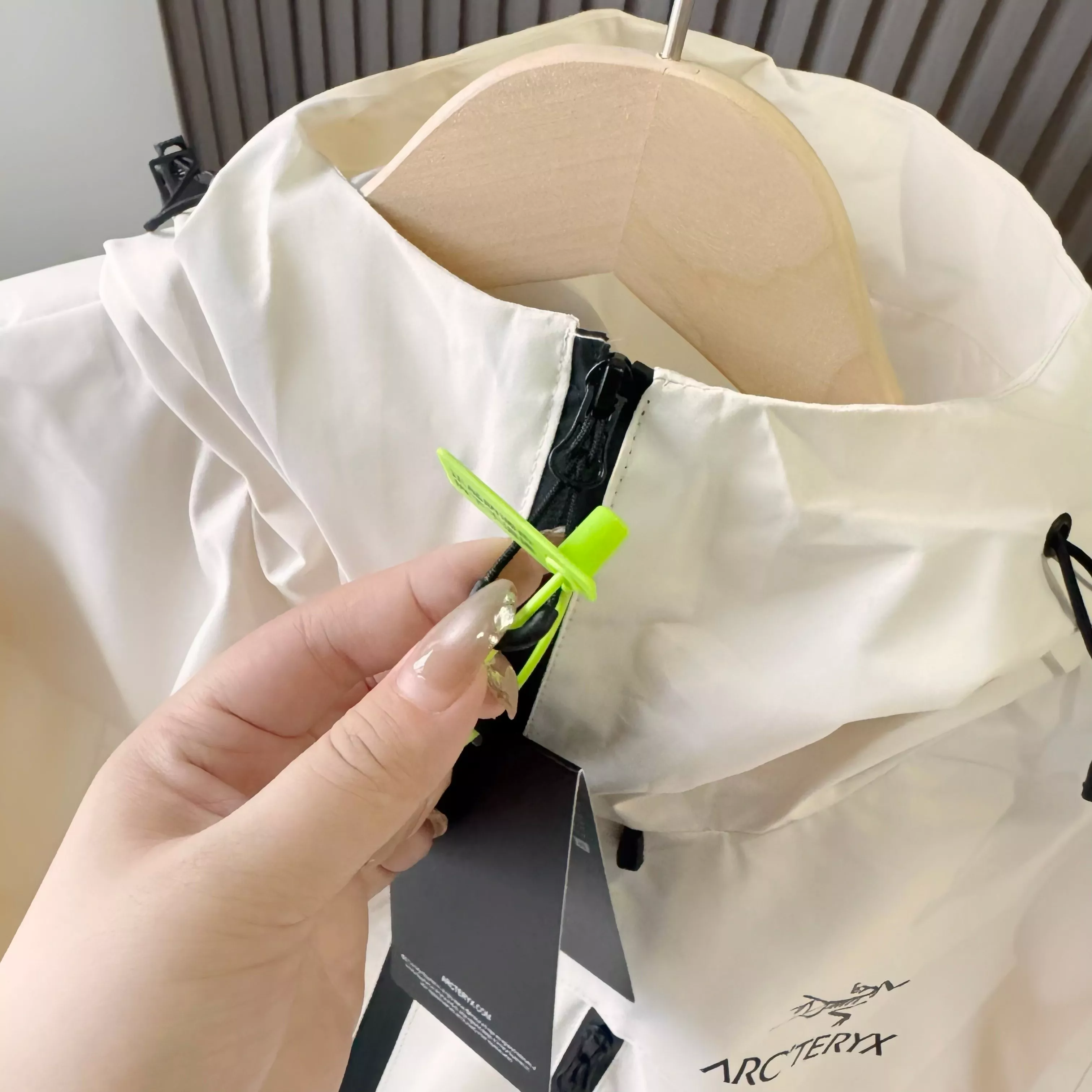 아크테릭스 기능성 집업 재킷 상세 이미지 16