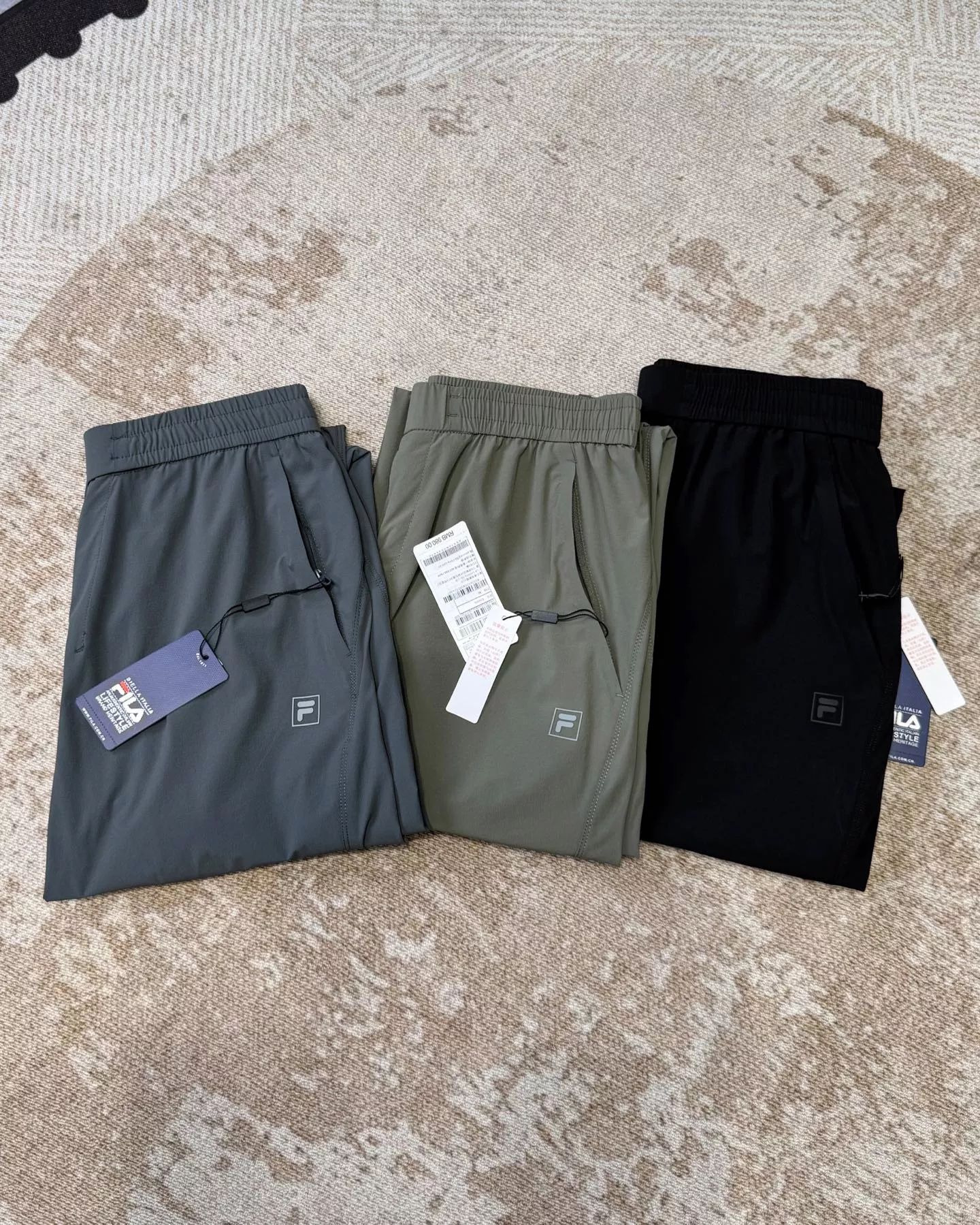 휠라 남성 니트 스트레이트 핏 스포츠 팬츠 상세 이미지 14