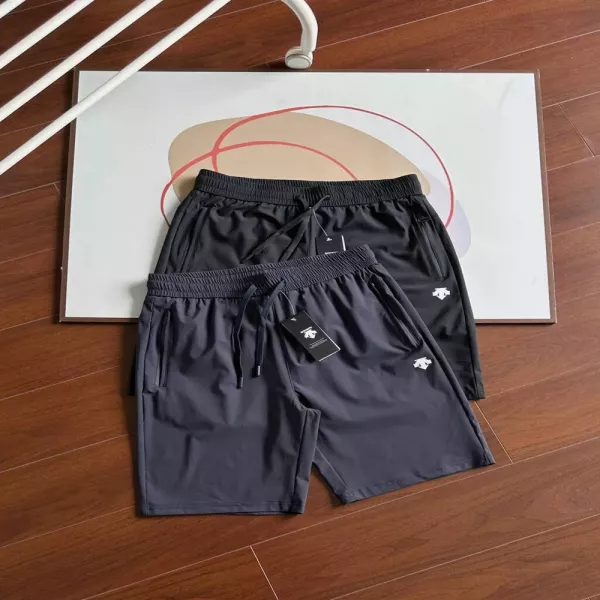 데상트 기능성 스포츠 하프 팬츠