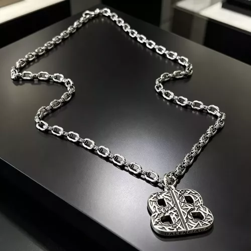 발렌시아가 빈티지 무드 펜던트 체인 목걸이
