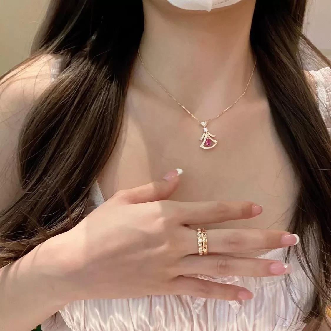 불가리 로즈골드 톤 그린 스톤 장식 목걸이 상세 이미지 11