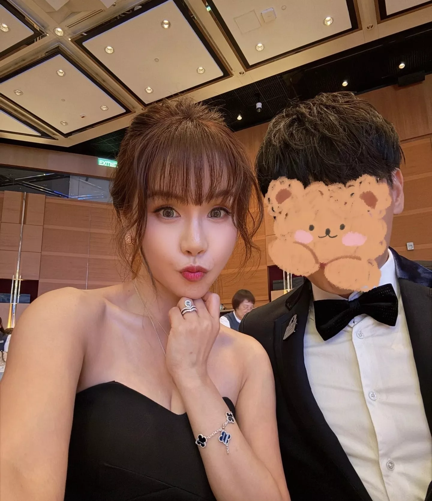 샤넬 향수병 모티브 팔찌 겸 목걸이 세트 상세 이미지 28