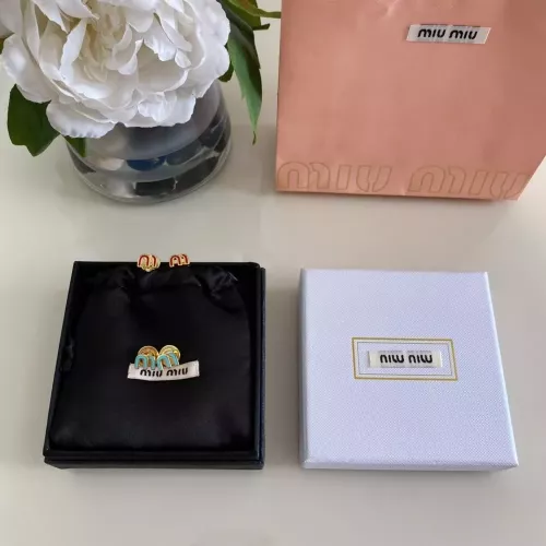 미우미우 레터 M 이어링