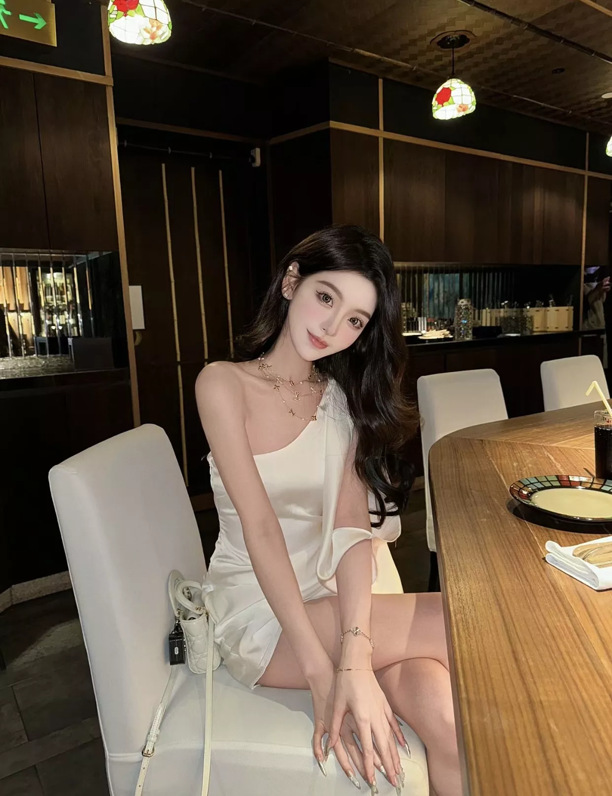 루이비통 플라워 롱 체인 목걸이 상세 이미지 12
