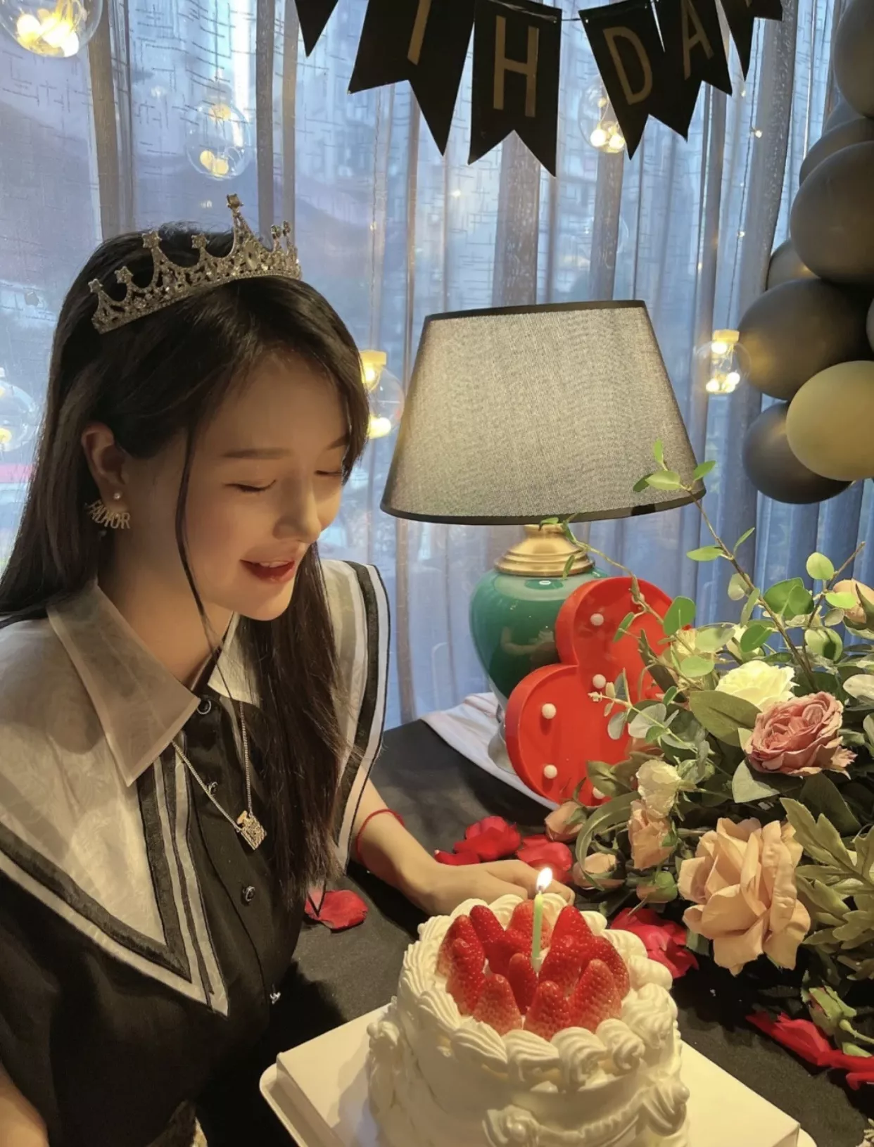 디올 레터 진주 이어링 상세 이미지 10