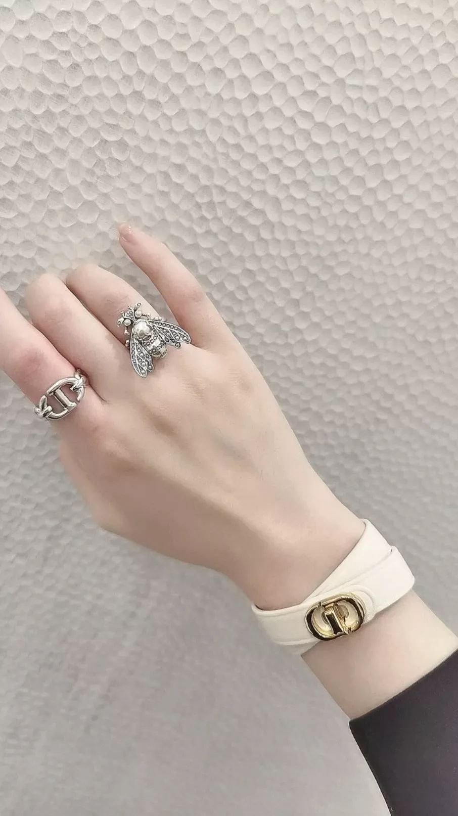 디올 꿀벌 모티브 진주 장식 반지 상세 이미지 10