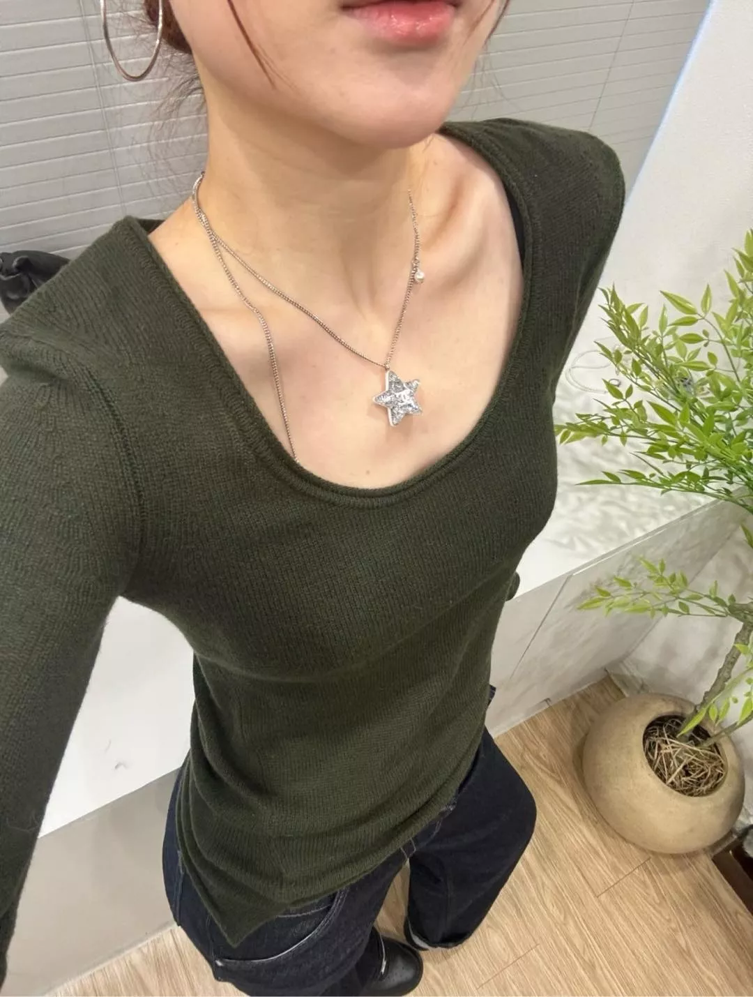 샤넬 스타 장식 아크릴 목걸이 상세 이미지 16
