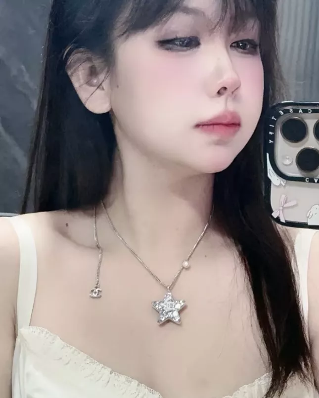 샤넬 스타 장식 아크릴 목걸이 상세 이미지 29