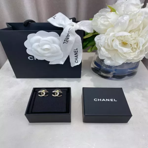 샤넬 더블 C 체인 포인트 이어링