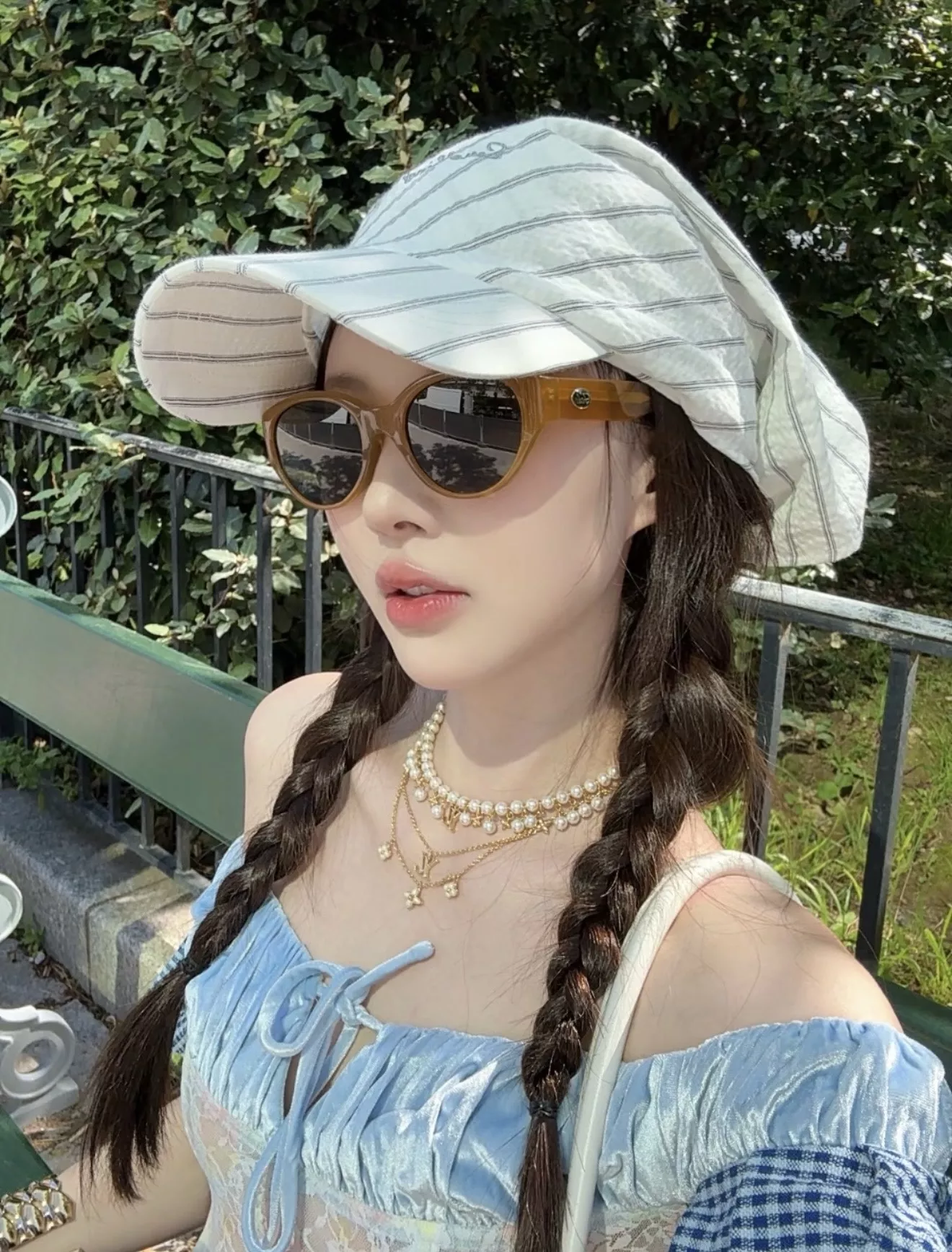 루이비통 플라워 모티브 진주 목걸이 상세 이미지 11