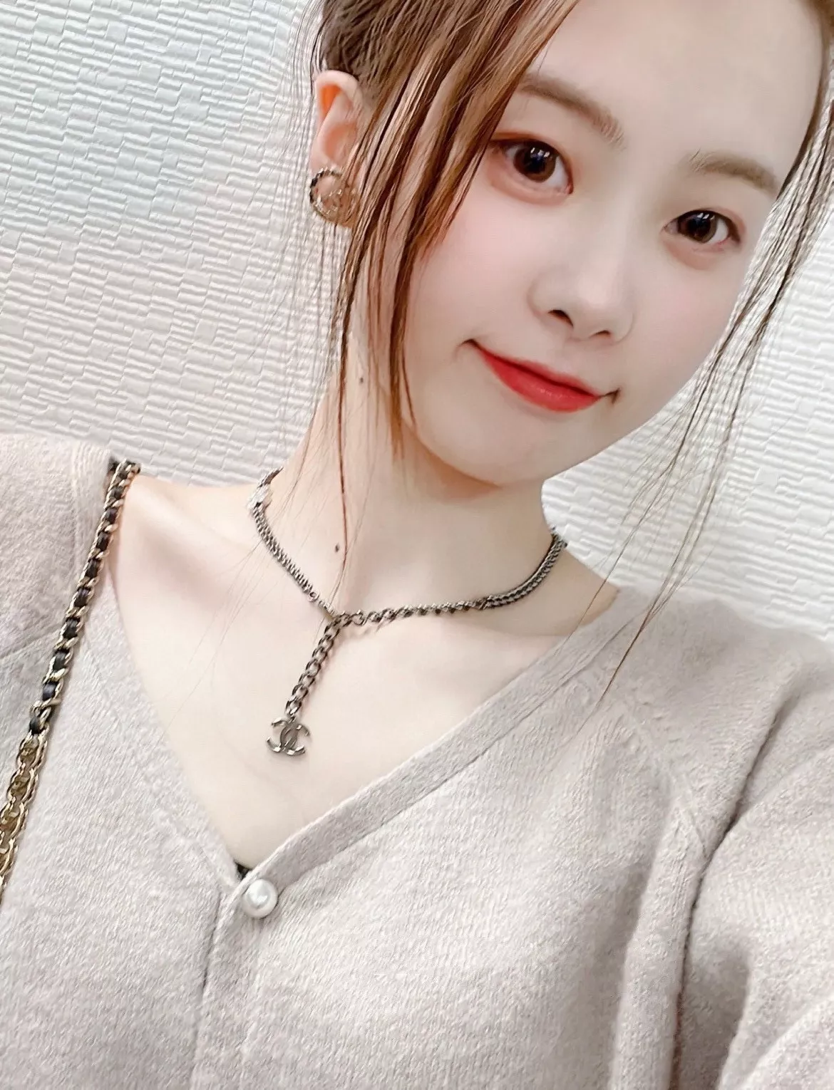 샤넬 체인 디테일 원형 귀걸이 상세 이미지 31