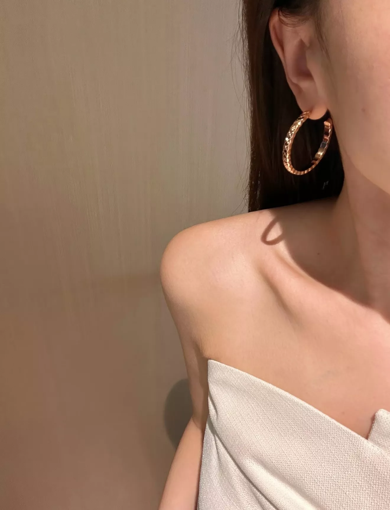 샤넬 코코 크러시 퀼팅 후프 귀걸이 상세 이미지 15