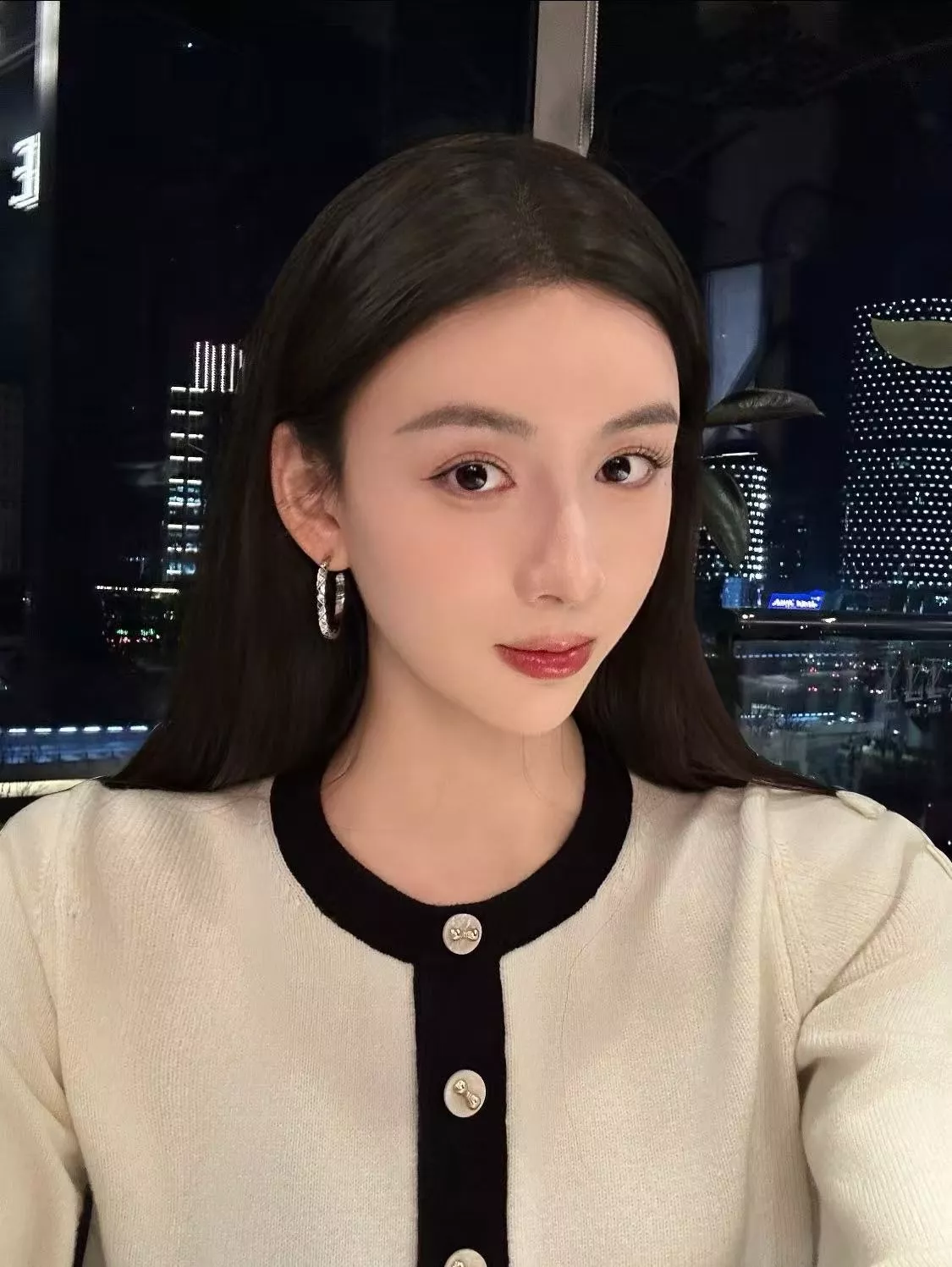 샤넬 코코 크러시 퀼팅 후프 귀걸이 상세 이미지 23