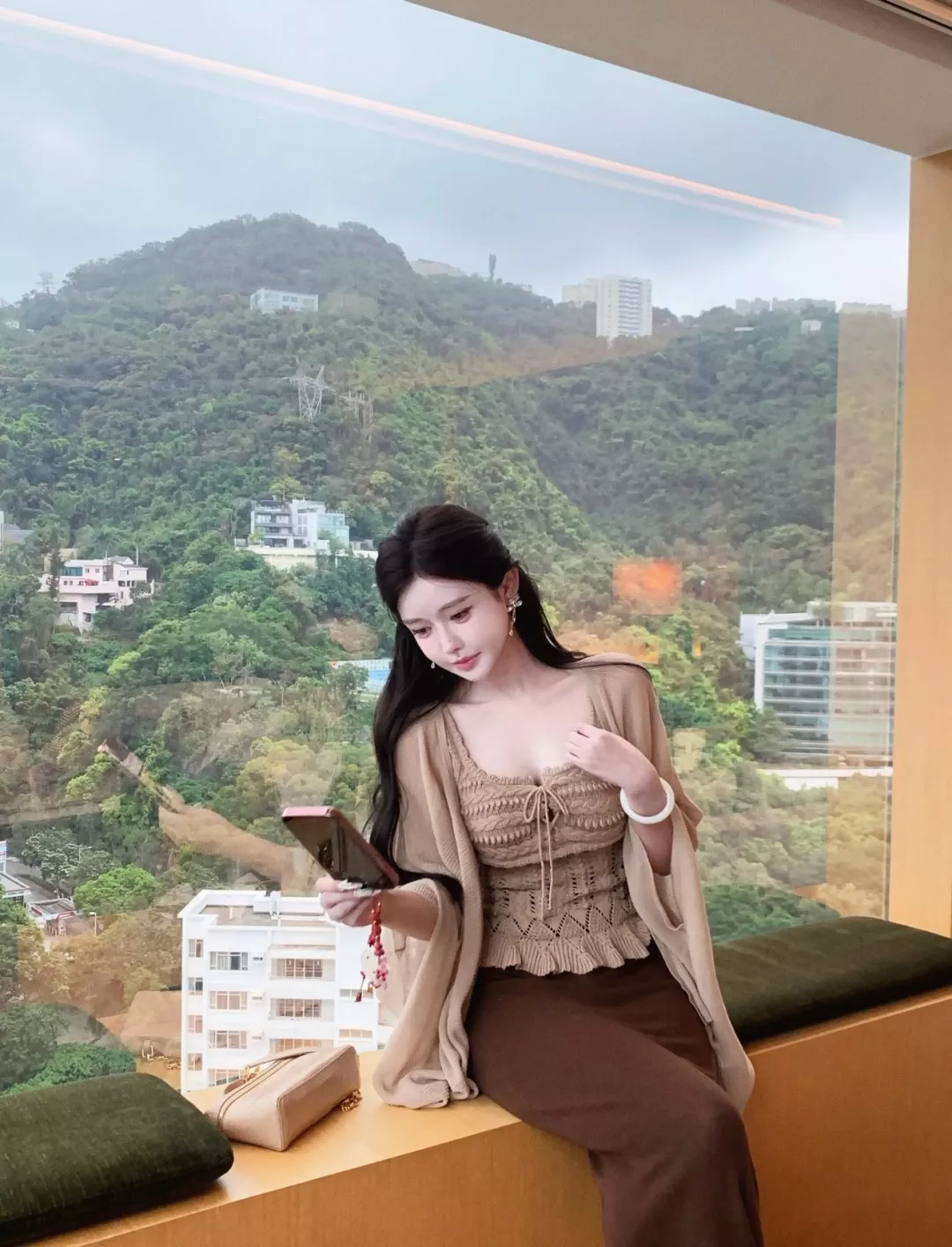 샤넬 삼엽 클로버 더블 C 태슬 이어링 상세 이미지 9