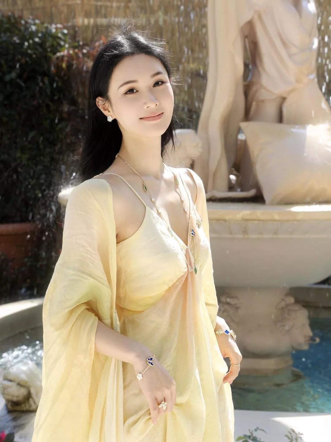 반클리프아펠 플라워 모티브 목걸이 상세 이미지 25