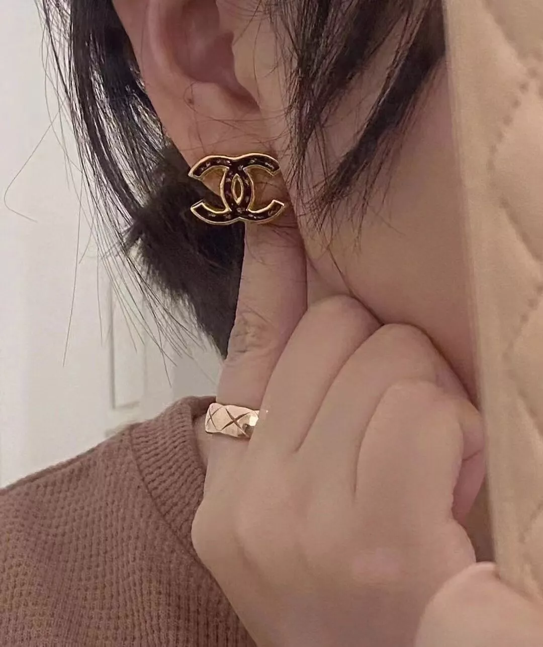 샤넬 더블 C 이어스터드 상세 이미지 15
