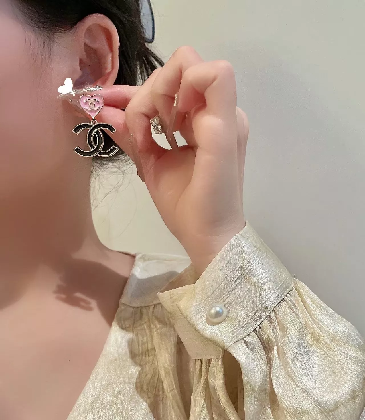샤넬 하트 더블 C 귀걸이 상세 이미지 21