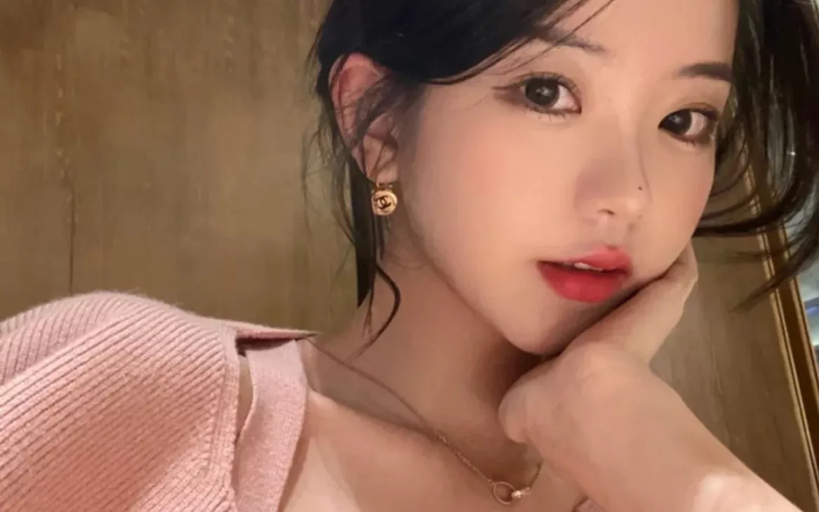 샤넬 빈티지 스타일 골드 이어링 상세 이미지 15