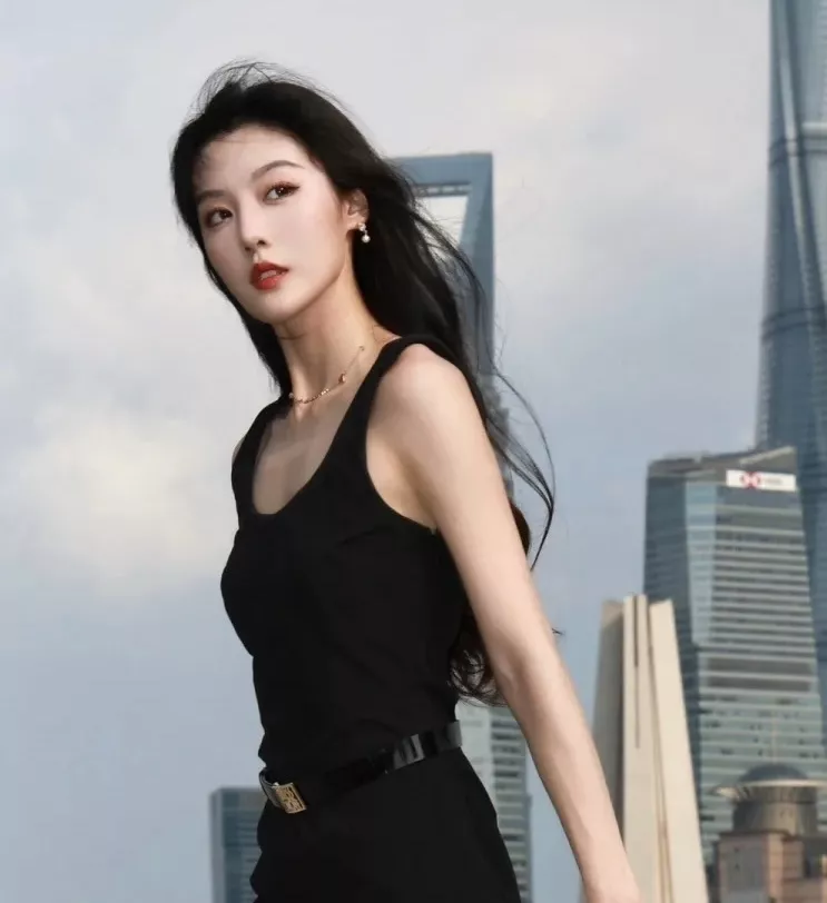디올 레드 하트 레터링 펜던트 목걸이 상세 이미지 26