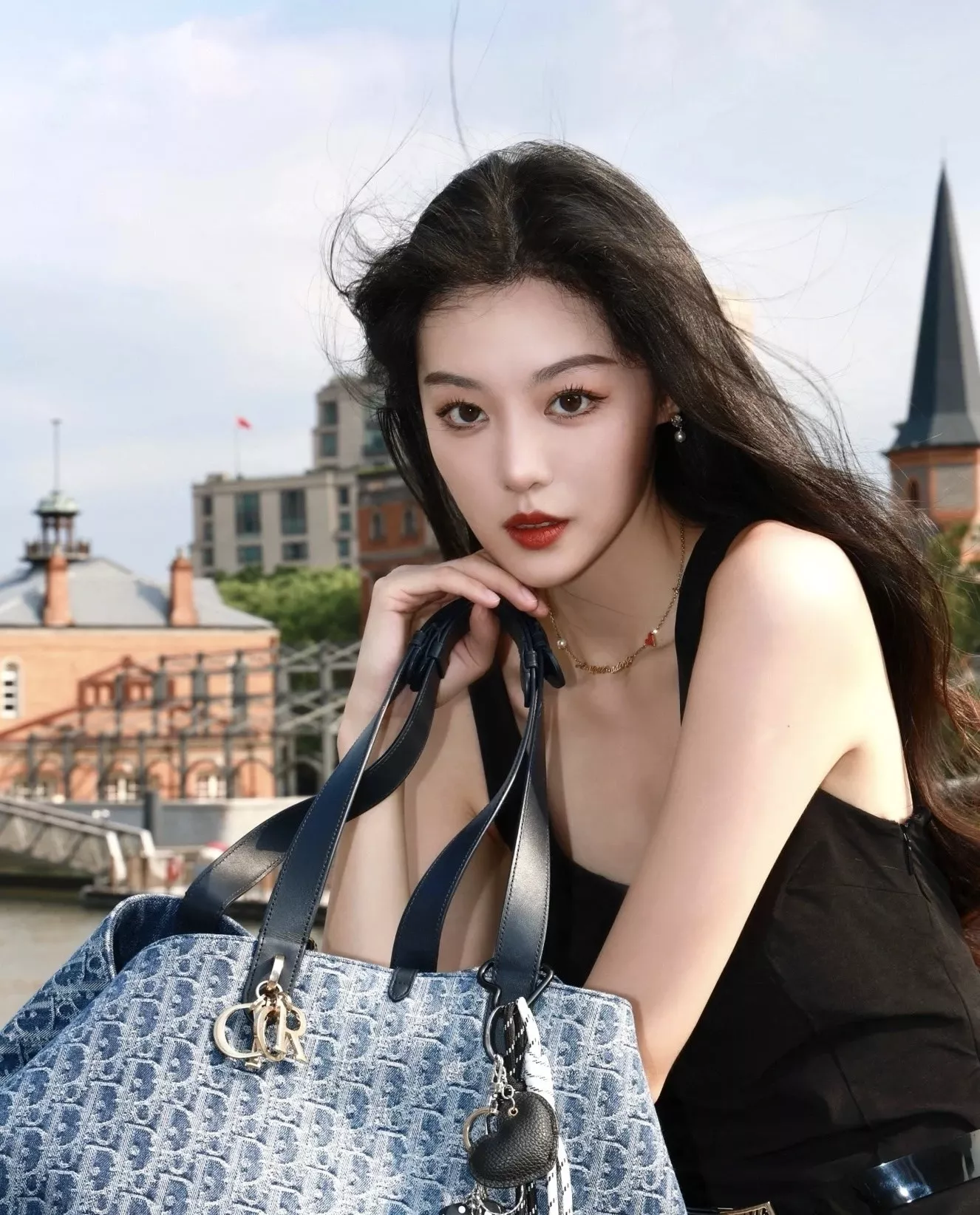 디올 레드 하트 레터링 펜던트 목걸이 상세 이미지 25