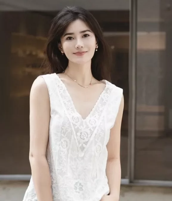 디올 레드 하트 레터링 펜던트 목걸이 상세 이미지 31