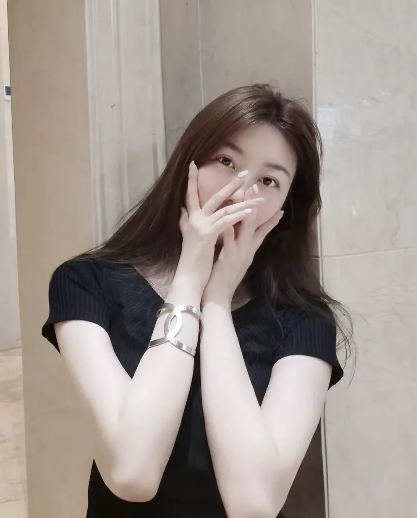 샤넬 오픈형 메탈 팔찌 상세 이미지 28