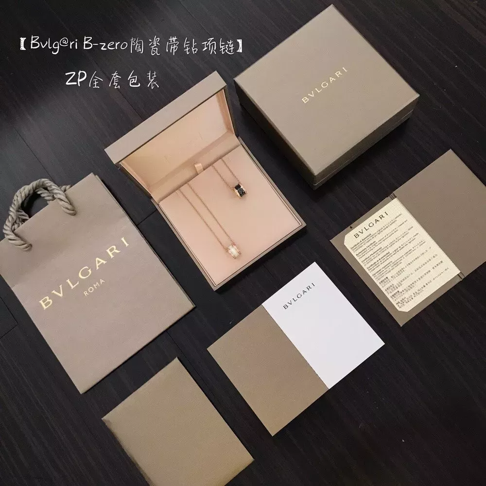 불가리 세라믹 포인트 장식 목걸이