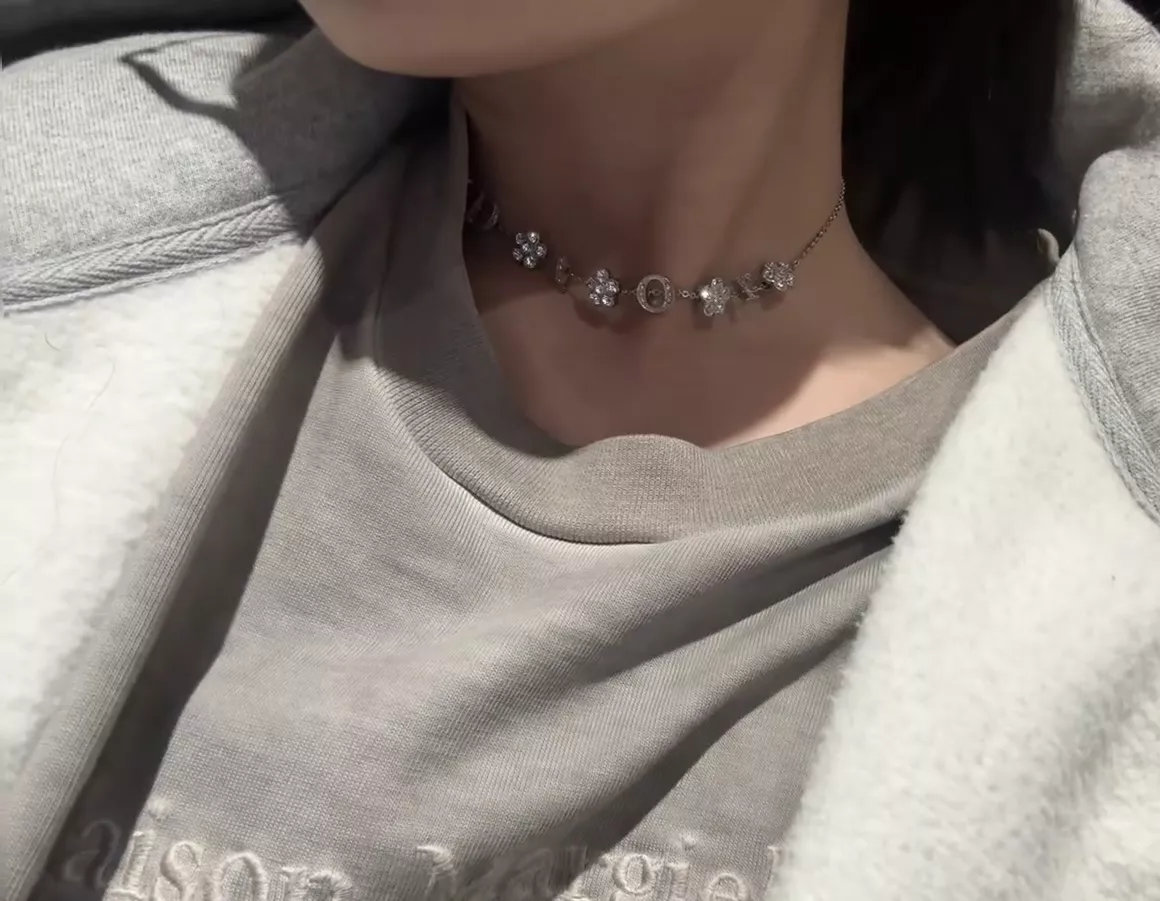 디올 빈티지 플라워 모티브 목걸이 상세 이미지 20