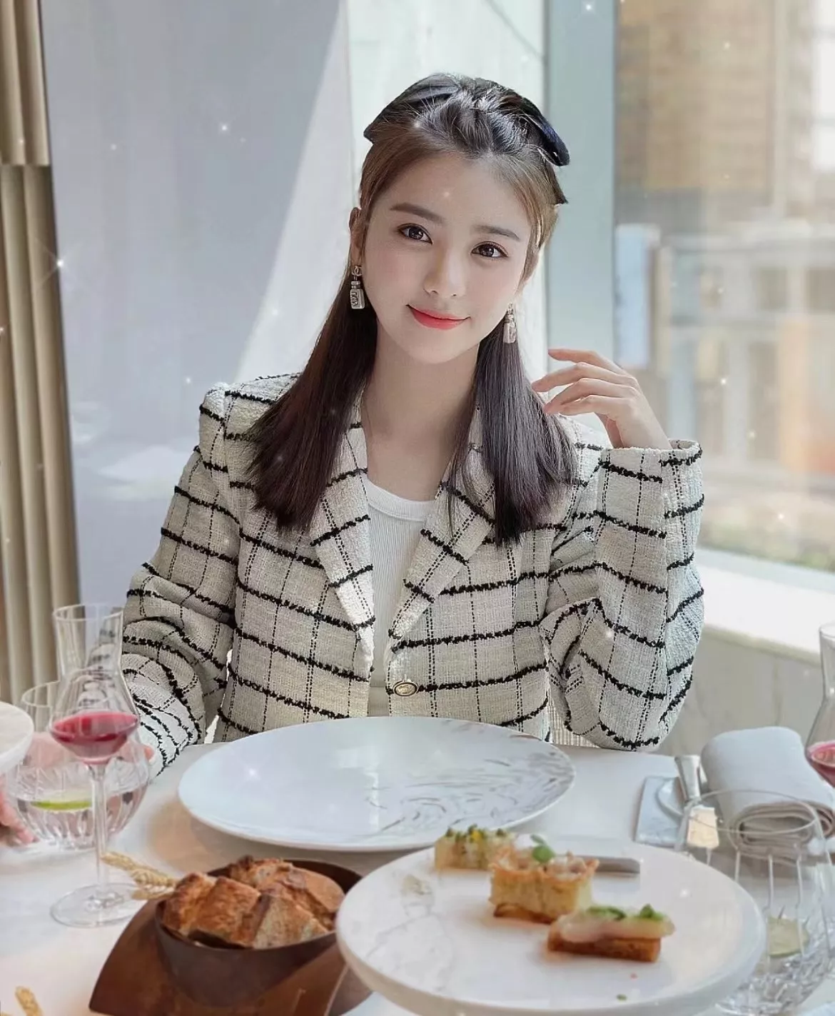 샤넬 N°5 향수병 모티브 귀걸이 상세 이미지 34