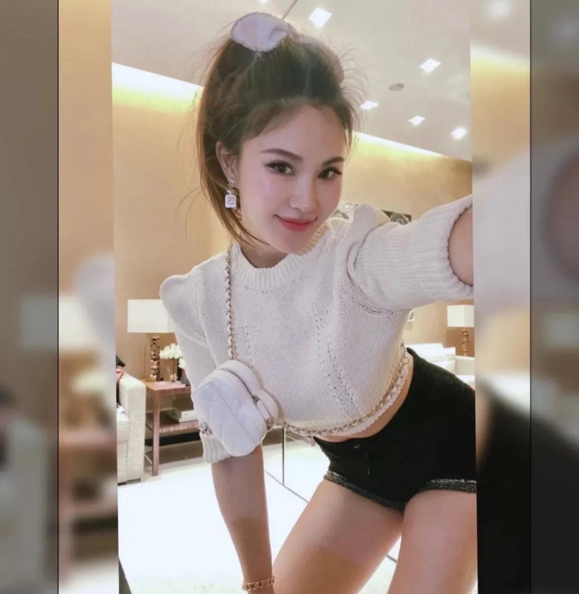 샤넬 N°5 향수병 모티브 귀걸이 상세 이미지 26
