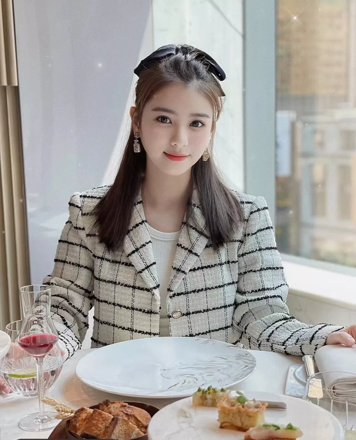 샤넬 N°5 향수병 모티브 귀걸이 상세 이미지 35