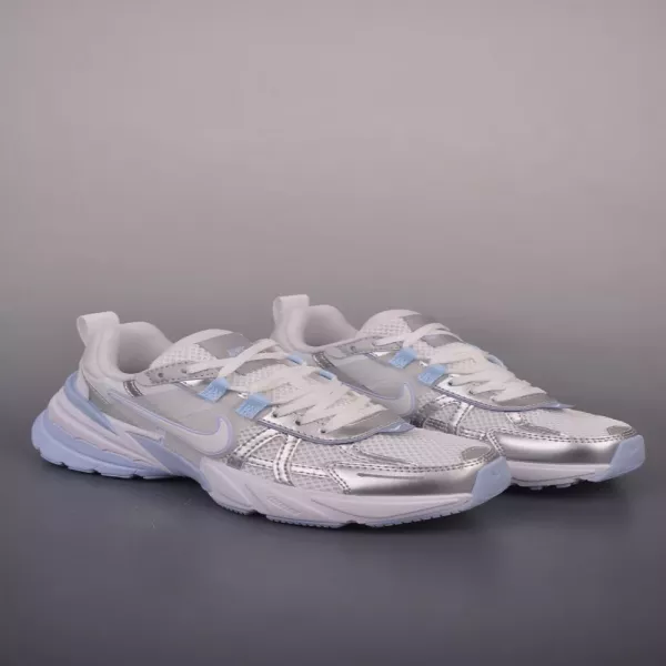 나이키 V2K 런테크 복고 로우탑 러닝화